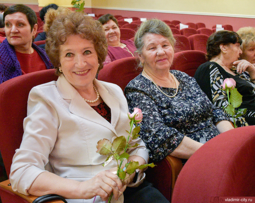 Женщин «Союза пенсионеров» поздравили с Международным женским днем