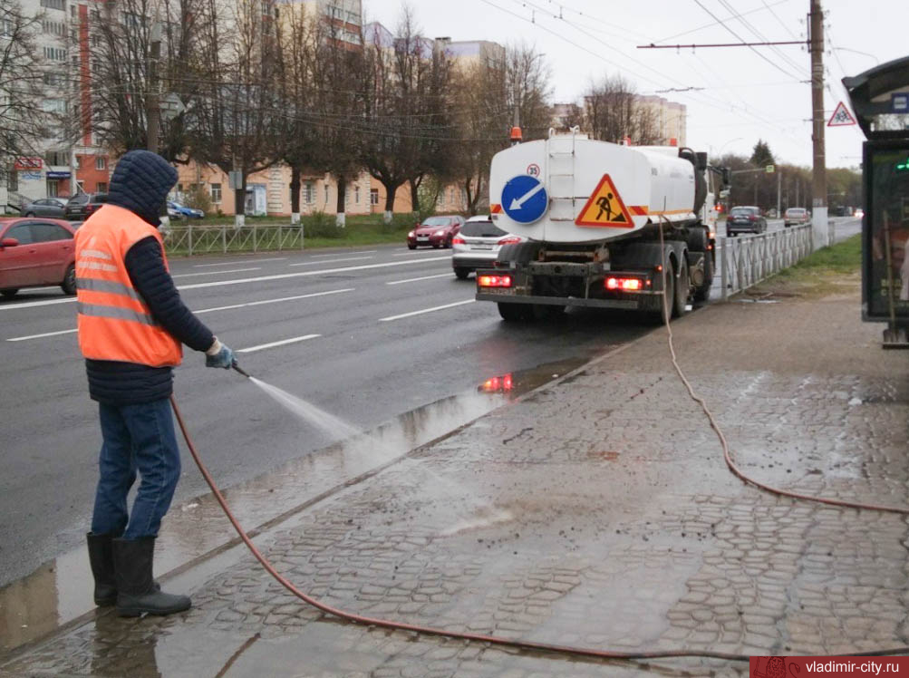 Во Владимире идут ежедневные работы по совершенствованию дорожной инфраструктуры
